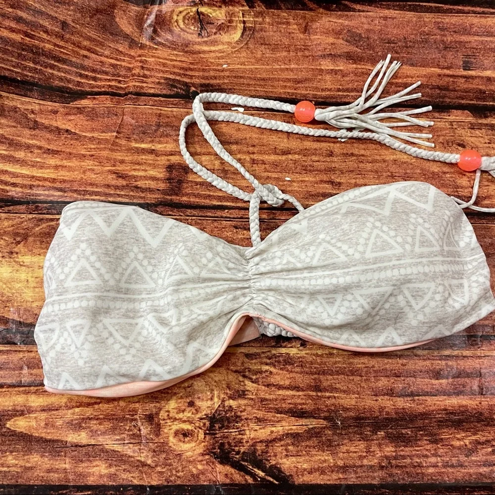 Victoria’s Secret Strapless print Bandeau bikini